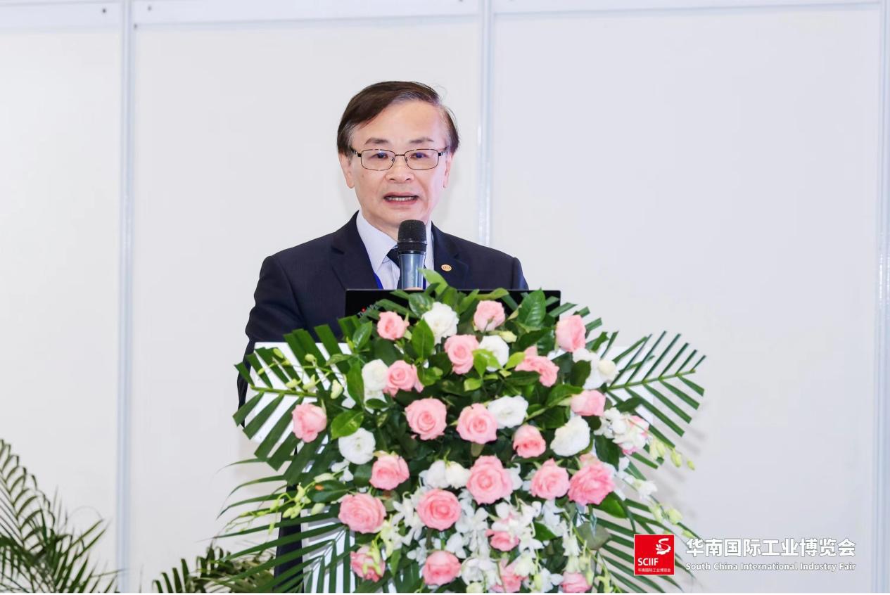 理事长照片